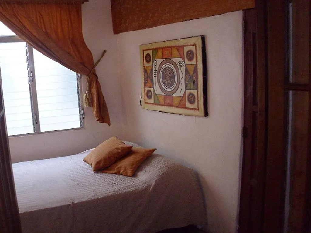 Foreigner'S Club Hotel Santo Domingo Apartment