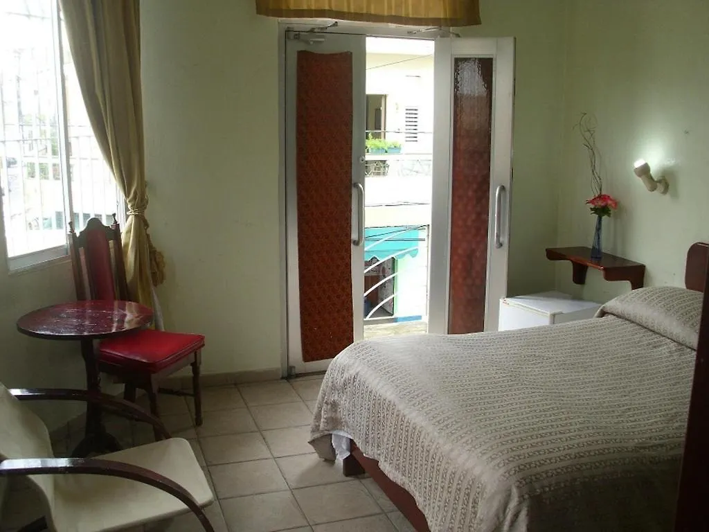 Foreigner'S Club Hotel Santo Domingo Dominican Republic